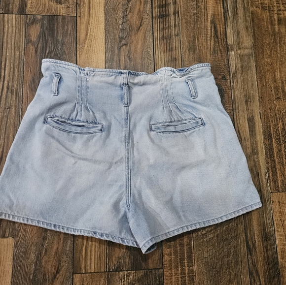 Vintage American Eagle Jean Shorts. Size 14 - Picture 3 of 7